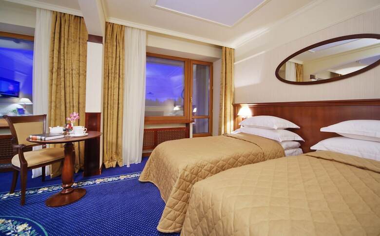 M`istra`l Hotel & Spa