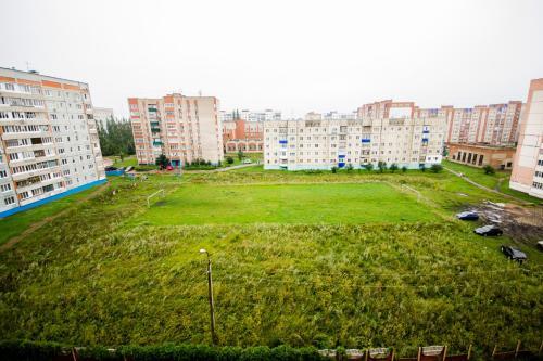 Apartment "kvartirniy Vopros" On Artema 89