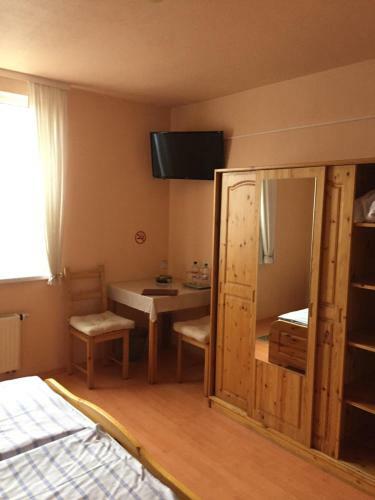 Hostal Guest House U Monastyrya