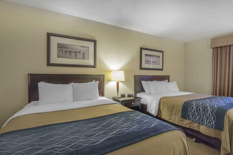Hotel Comfort Inn & Suites