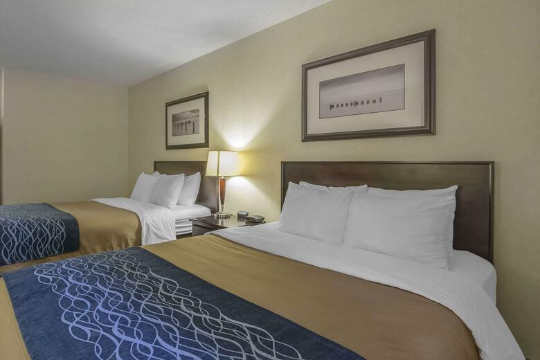 Hotel Comfort Inn & Suites