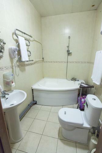 Shanson Hotel