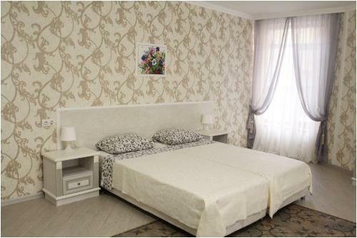 Hostal Assol Guest House