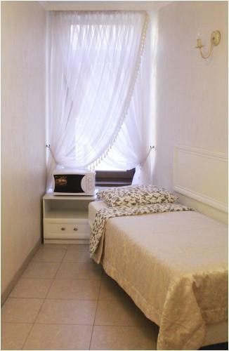 Hostal Assol Guest House
