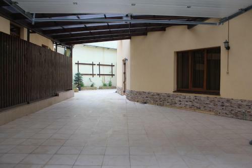 Hostal Assol Guest House