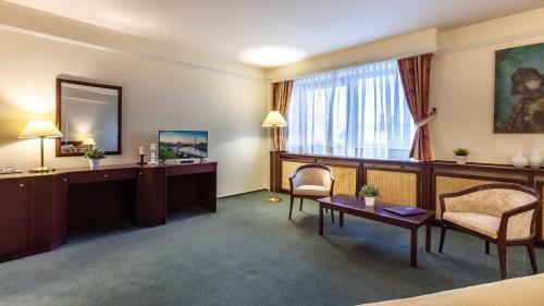 President Hotel Tyumen Center