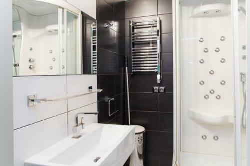 Aparthotel Daudel Tyumen Center