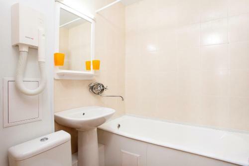 Albergue Red 13 Center