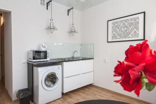 Happy Apartments On Semenova 31