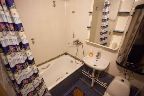 Apartment Na Shirotnoy 19a