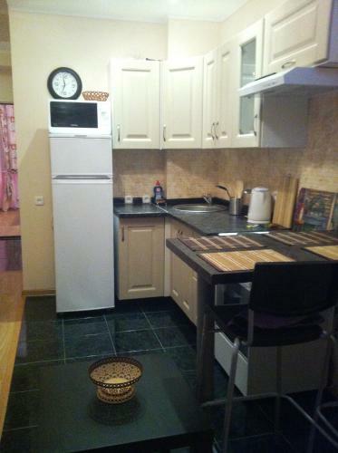 Apartment On Zapadnaya 16