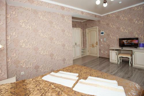 Kosmos Hotel