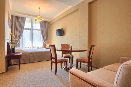 Hotel Pansionat Plaza Essentuki