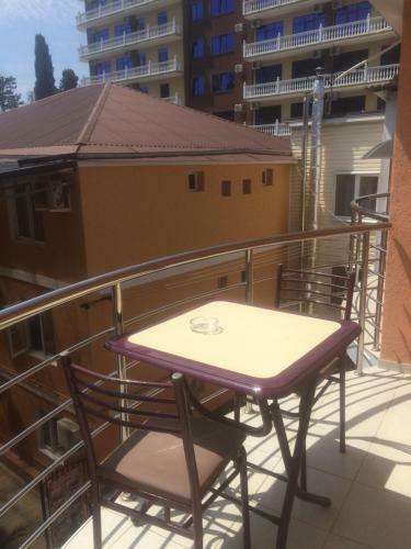 Hostal Azalia Guest House