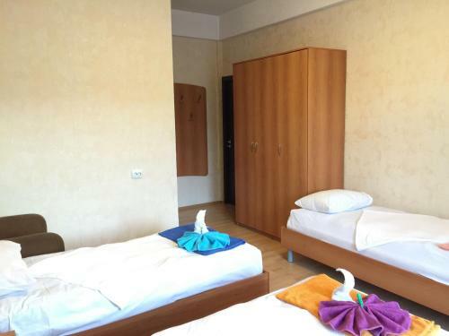 Cosy Hostel On Dekabristov 103b