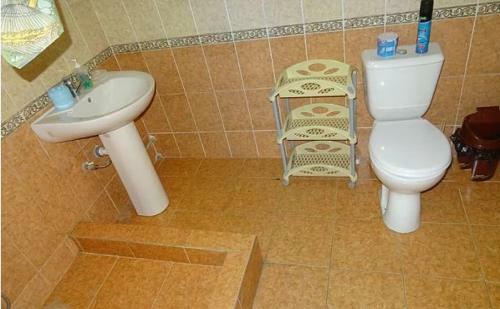 Hostal Gavan Guest House