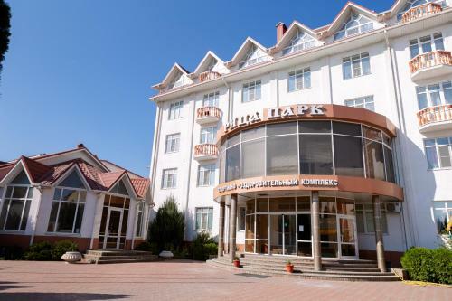Hotel ????-????