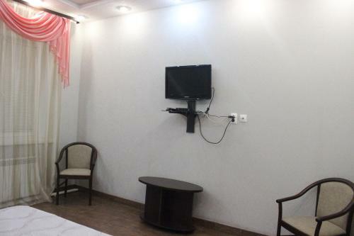 Cmm-317 Arin-berd Motel