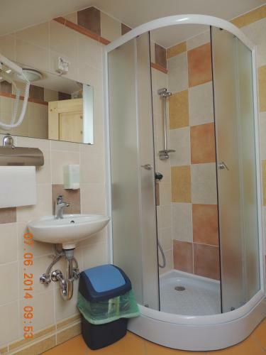 Hostal Guest House Pr Ambru?arju