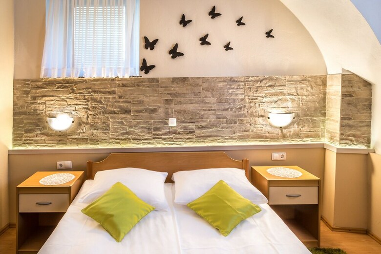 Bed & Breakfast Rooms & Apartments Kepic