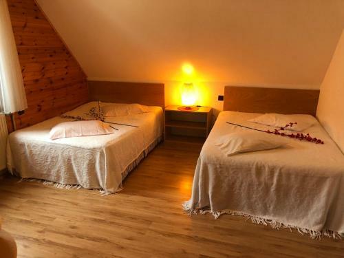 Hostal Encijan Apartments
