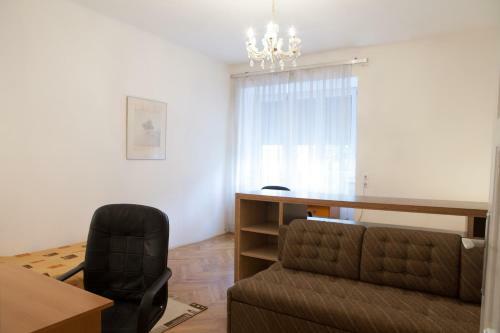 Spacious 3-bedroom Apartment Lev