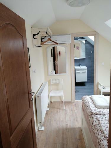 Hostal Apartments Maria