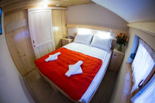 Bed & Breakfast De?ela Okusov