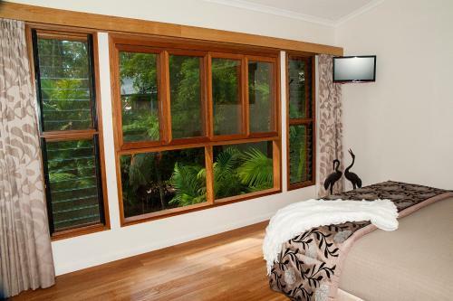 Lodge Treehouse Retreat At Diamond Waters