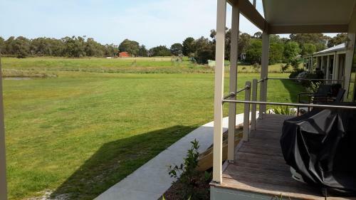 Bed & Breakfast Bass Coast Country Cottages