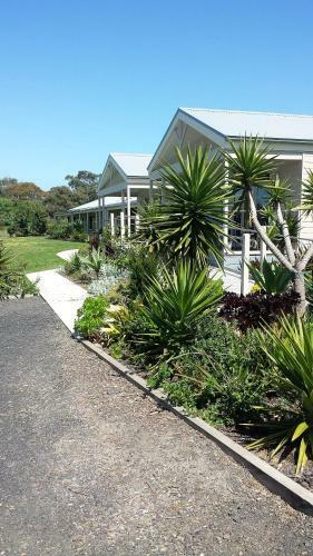 Bed & Breakfast Bass Coast Country Cottages