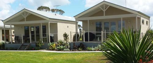 Bed & Breakfast Bass Coast Country Cottages