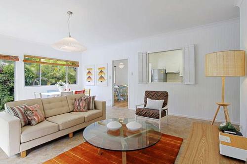 Ron's Beach House