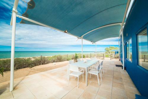 Hotel Mackerel Islands