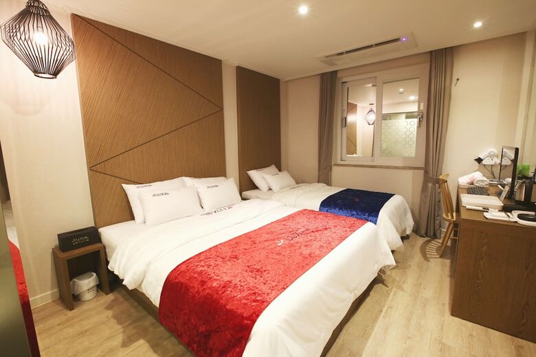 Jeju Lux Hotel