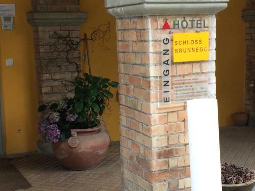 Hotel Schloss Brunnegg