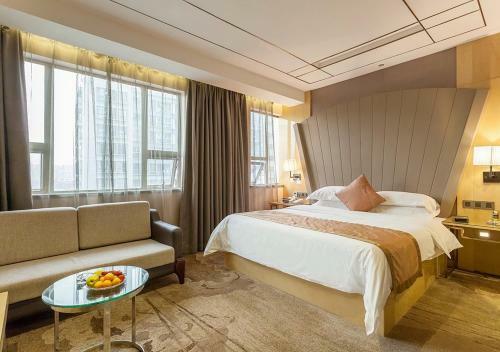 Fuqing Golden Eagle Days Hotel