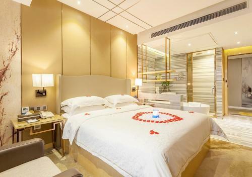 Fuqing Golden Eagle Days Hotel