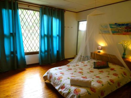 Hostal De La Tierra Ecohouse Farm