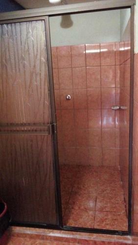 Hotel Cabinas El Tropico