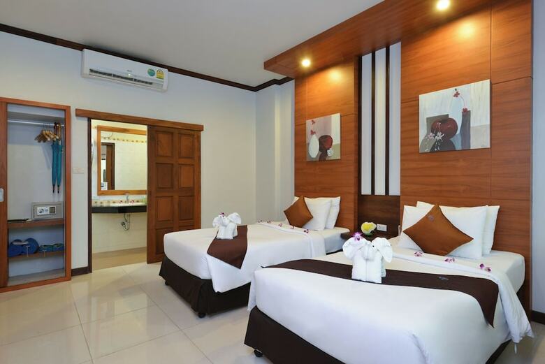 Hotel Phangan Bayshore Resort