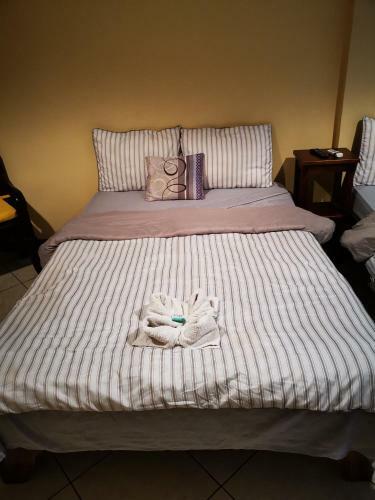 Hostal Cabinas Confort Puntarenas