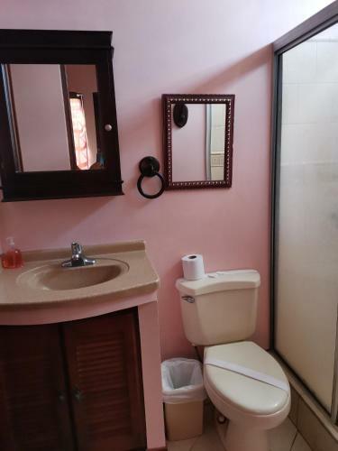 Hostal Cabinas Confort Puntarenas