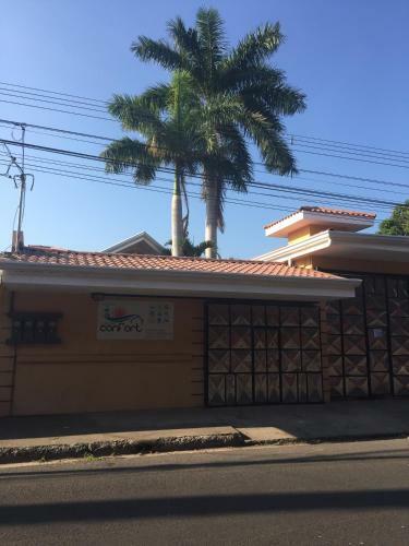 Hostal Cabinas Confort Puntarenas
