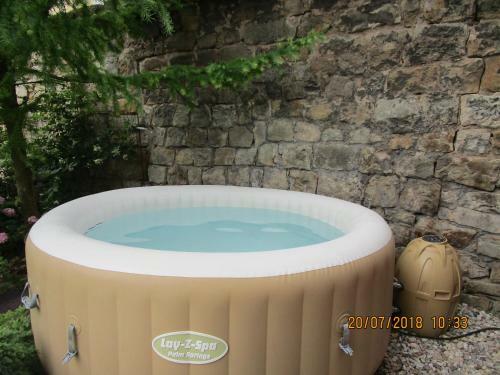 Hostal Fara Choustn�kovo Hradi?t?