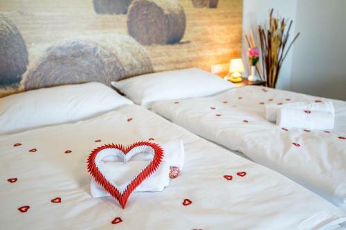 Hotel Na Farm? Cho?ovice