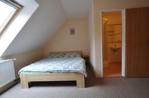 Apartment In Chotevice 2457