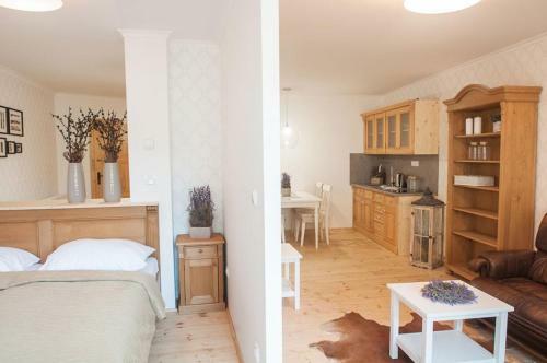 Apartm�ny ?t?p�nkova 85