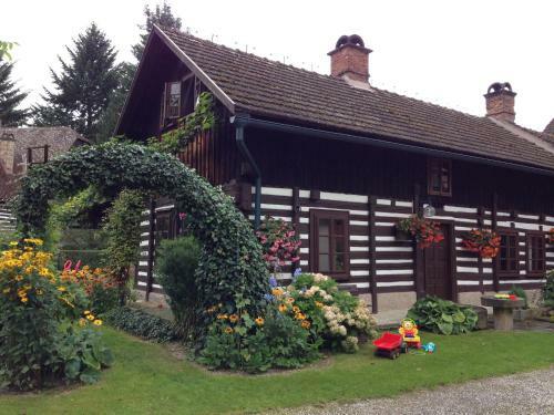 Holiday Home In Lanzov 1300