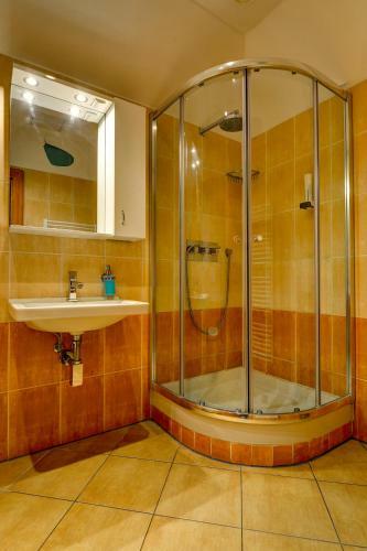 Hostal Lesn� Penzion Bun?